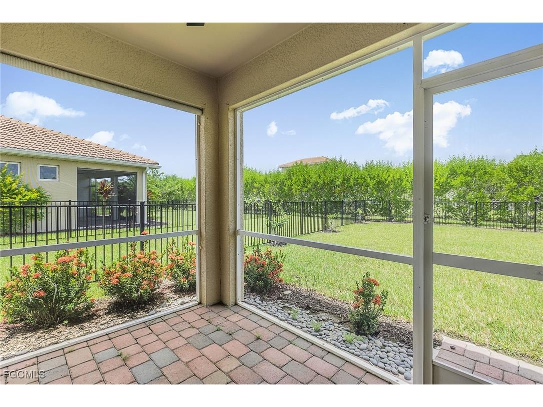 3206 Birchin Lane Fort Myers FL 33916 2025004221 image39