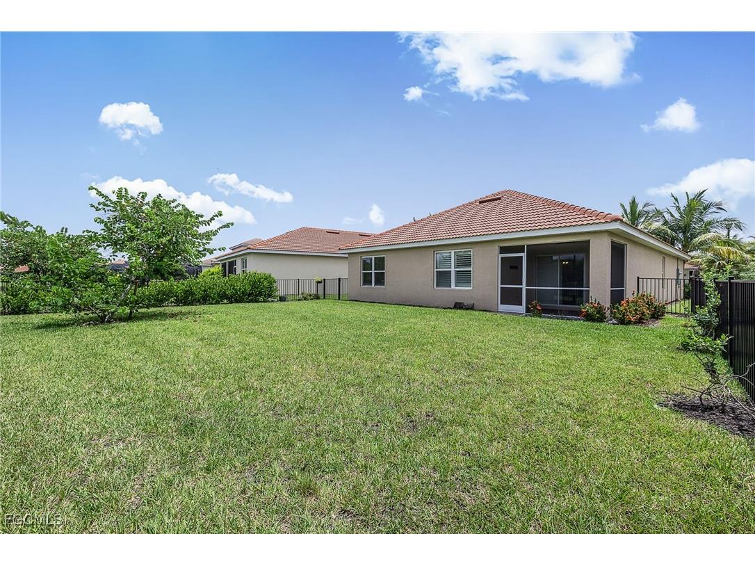 3206 Birchin Lane Fort Myers FL 33916 2025004221 image40