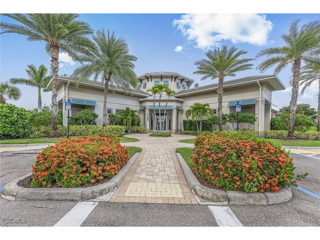 3206 Birchin Lane Fort Myers FL 33916 2025004221 image48