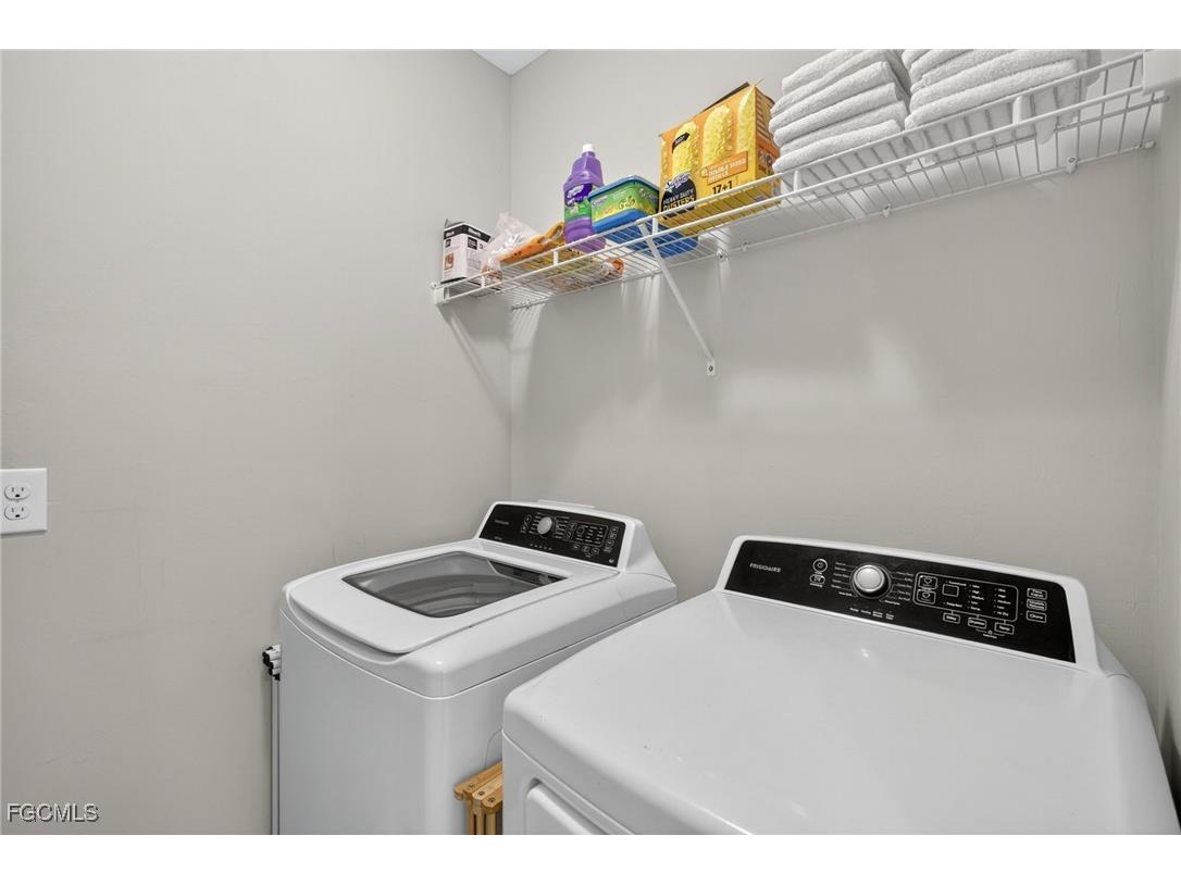 3206 Birchin Lane Fort Myers FL 33916 2025004221 image9