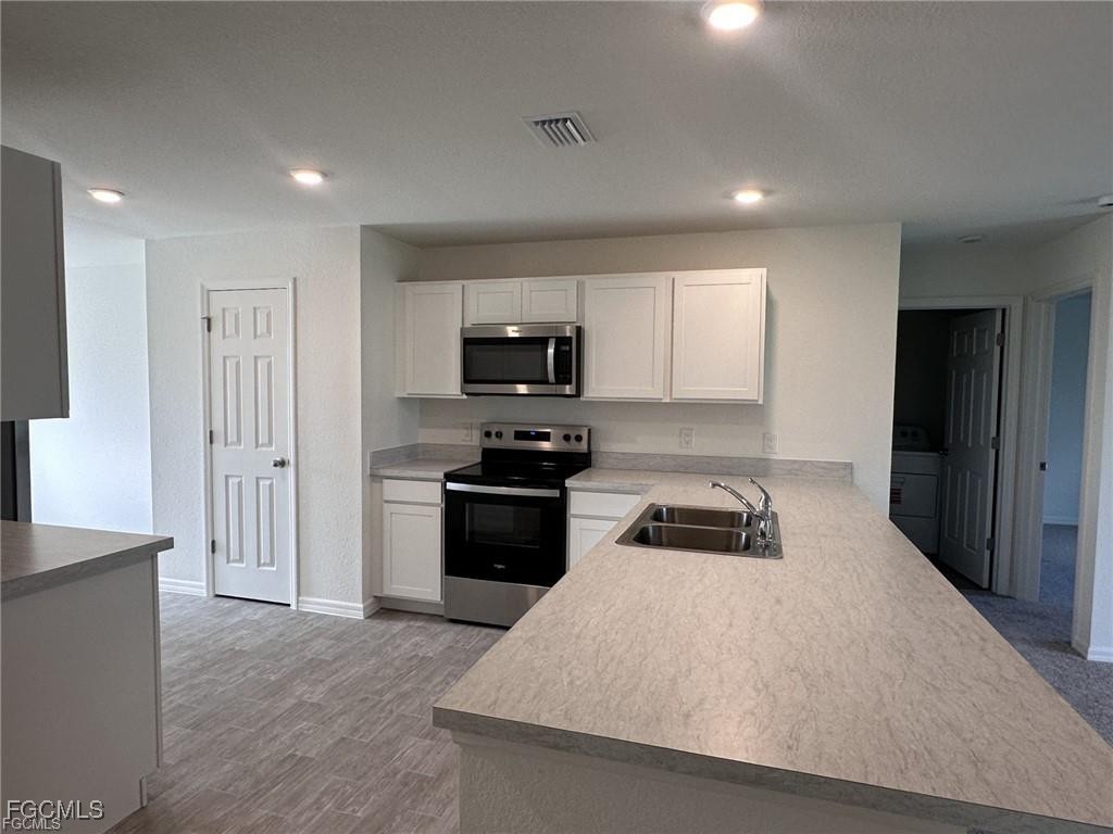 3206 NE 14th Place Cape Coral FL 33993 2026003871 image2
