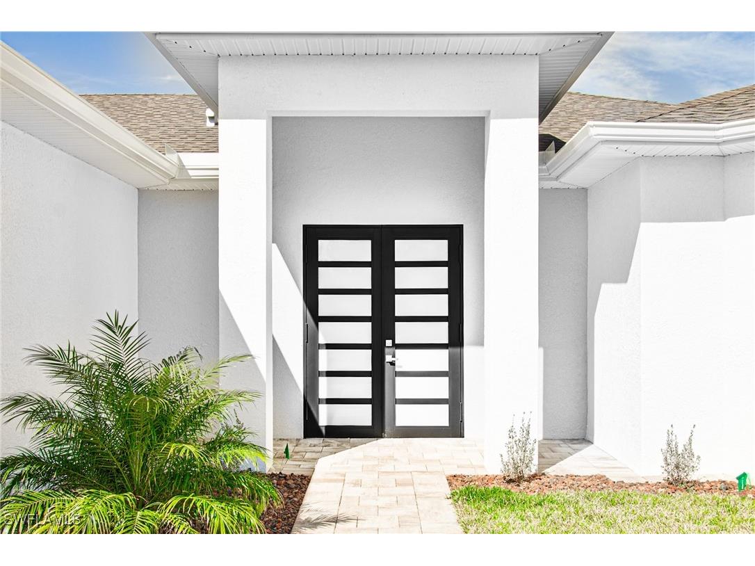 3206 SW 5th Avenue Cape Coral FL 33914 225057591 image2