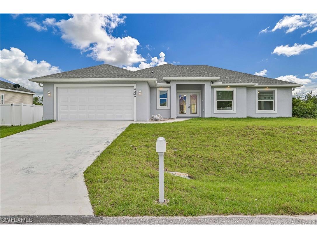 3207 37th Street SW Lehigh Acres FL 33976 223038537 image1