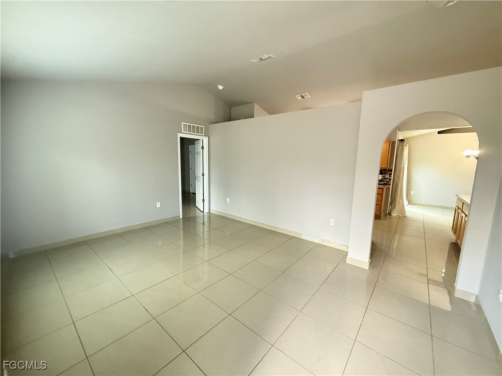 3207 54th Street W Lehigh Acres FL 33971 2026004223 image2