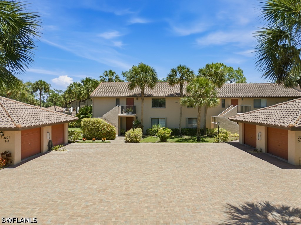 3207 Horse Carriage Way #403 Naples FL 34105 226019127 image10
