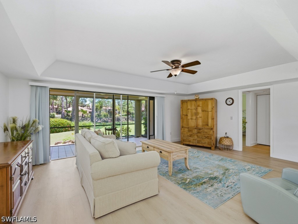 3207 Horse Carriage Way #403 Naples FL 34105 226019127 image4