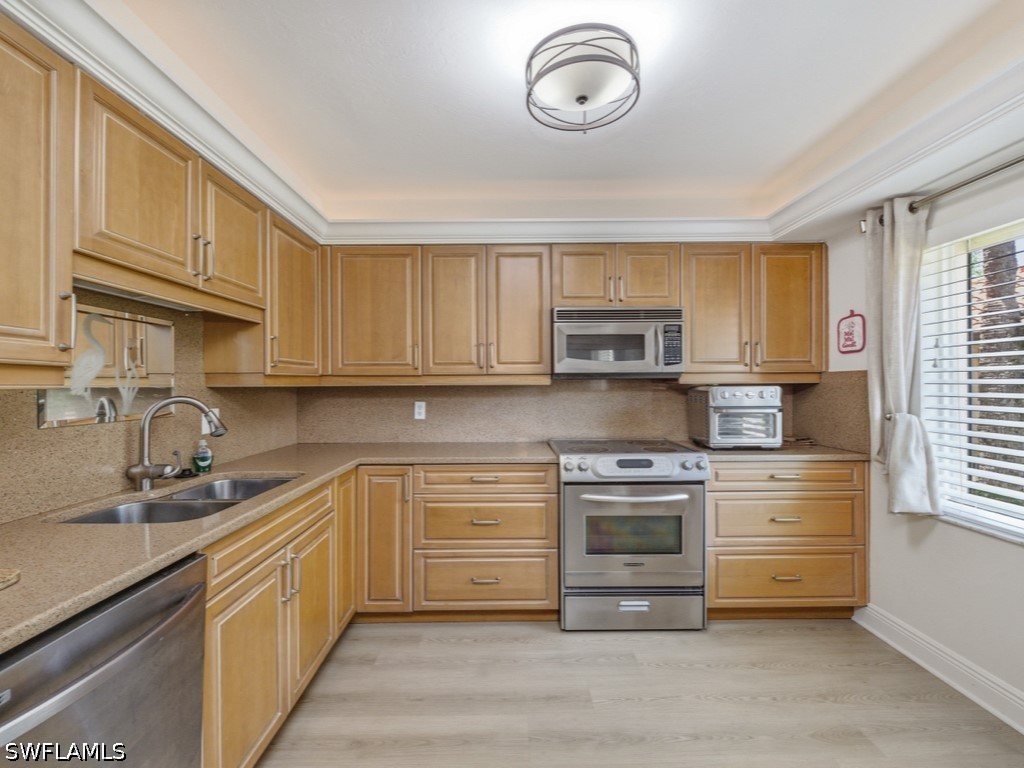 3207 Horse Carriage Way #403 Naples FL 34105 226019127 image5