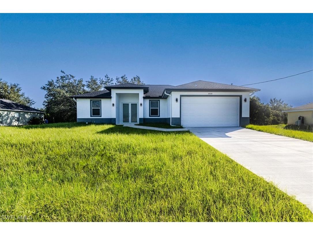 3208 70th Street W Lehigh Acres FL 33971 223062715 image1