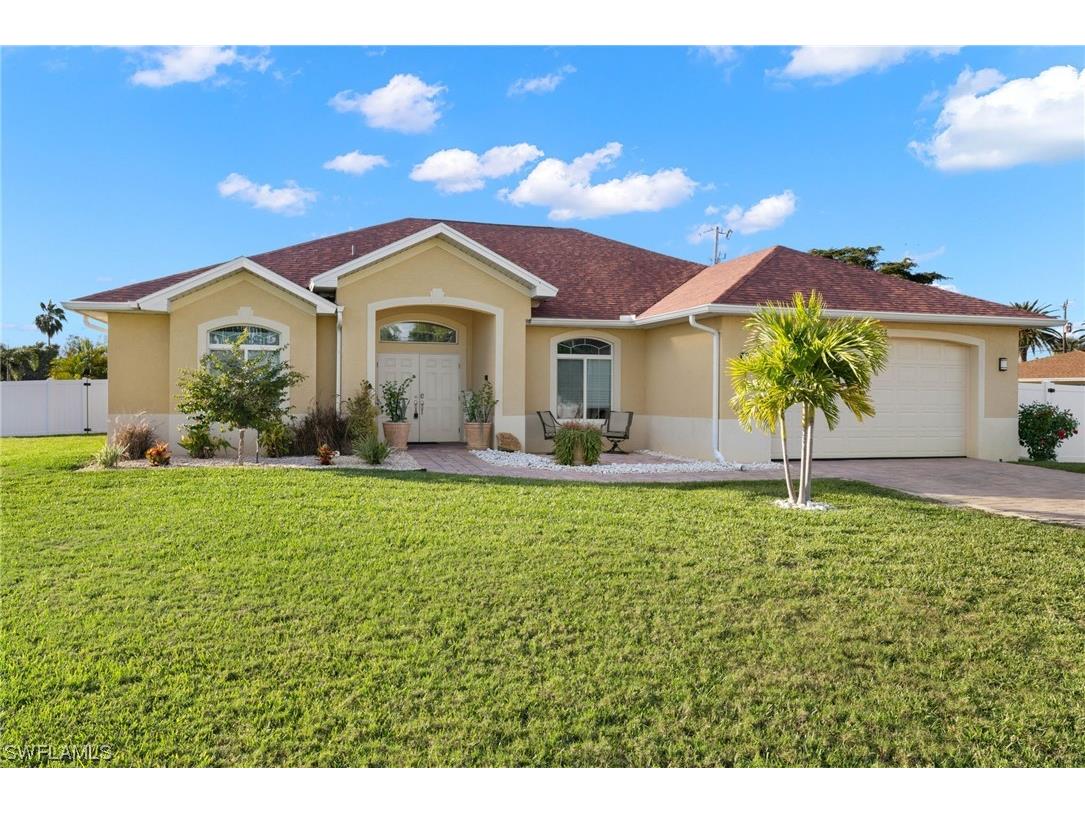 3208 SE 4th Avenue Cape Coral FL 33904 224000374 image1