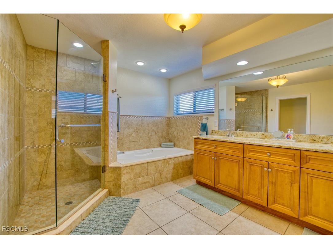 3208 SE 5th Avenue Cape Coral FL 33904 2025016911 image24