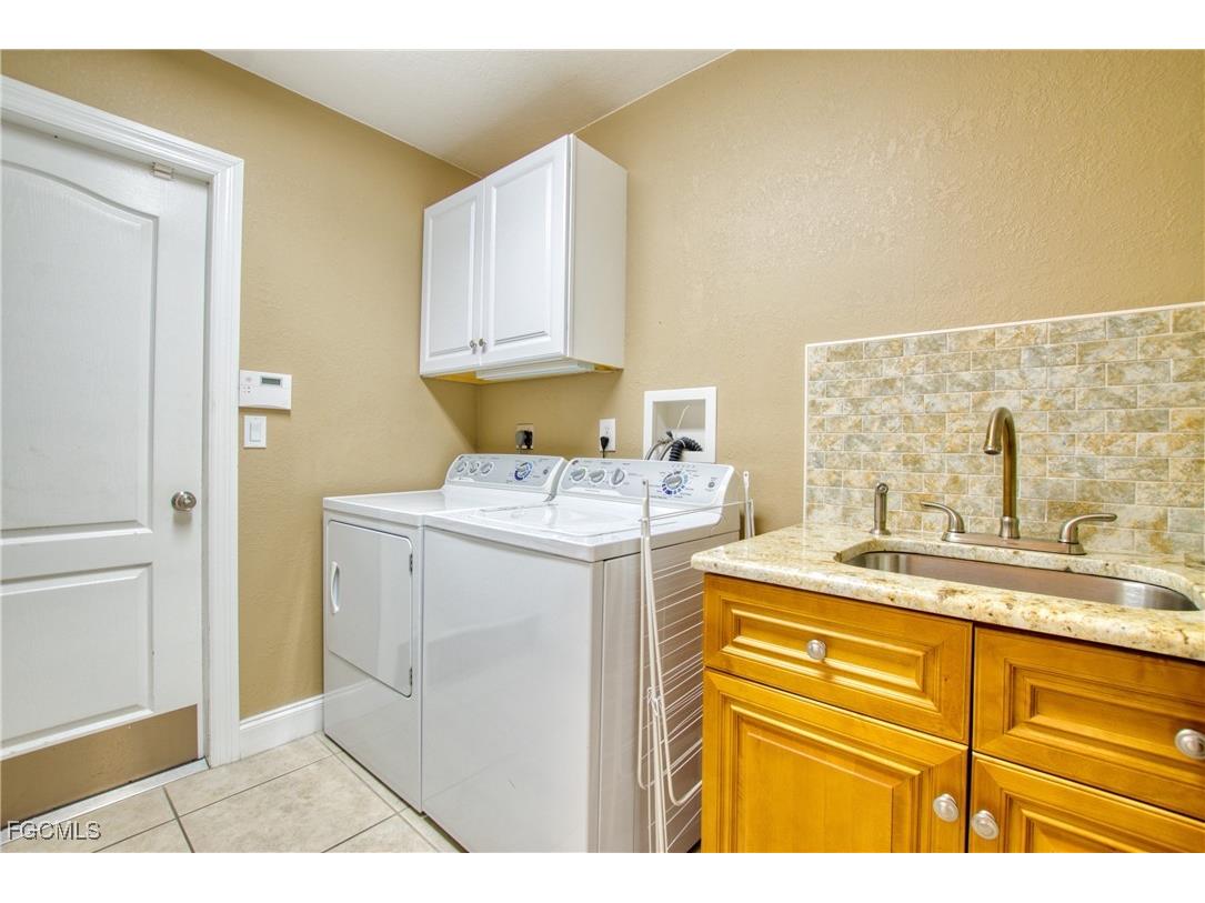 3208 SE 5th Avenue Cape Coral FL 33904 2025016911 image37