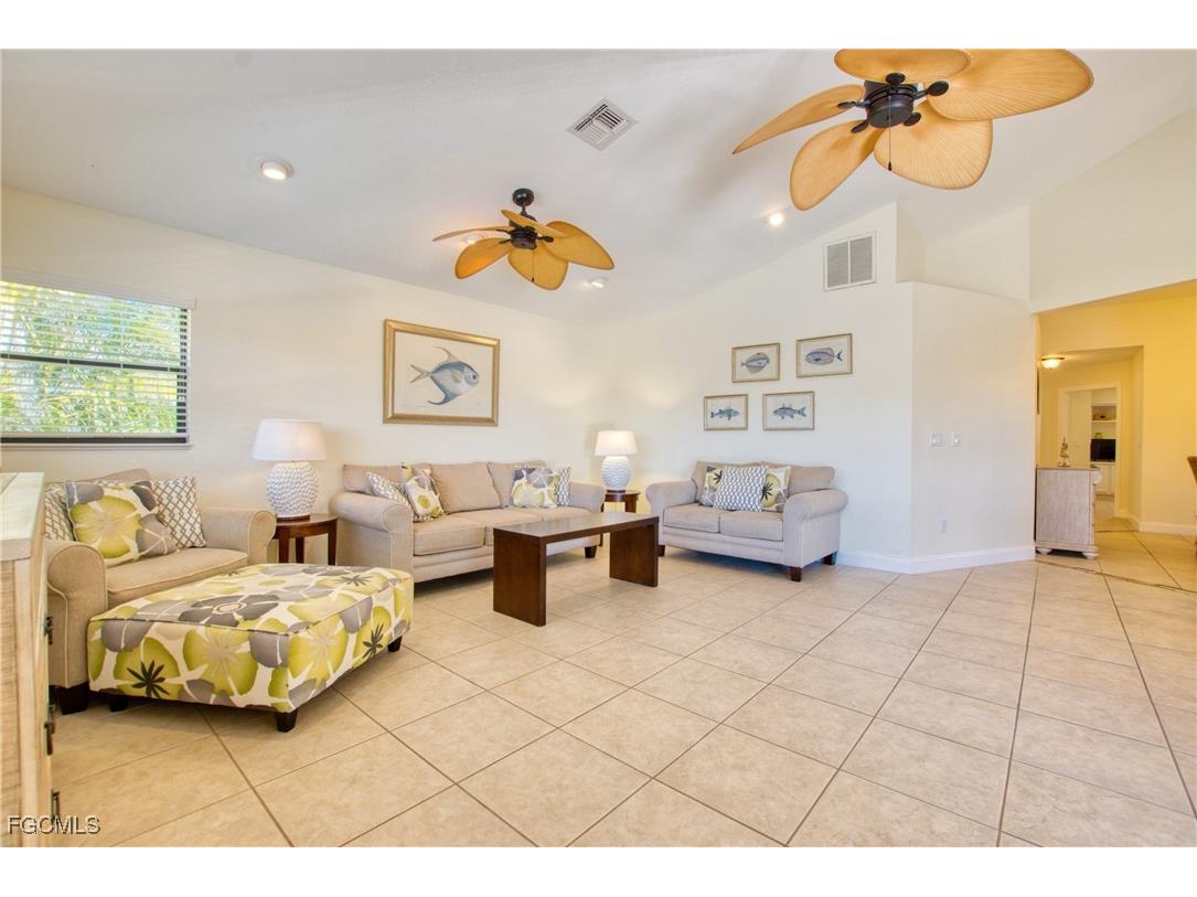 3208 SE 5th Avenue Cape Coral FL 33904 2025016911 image5