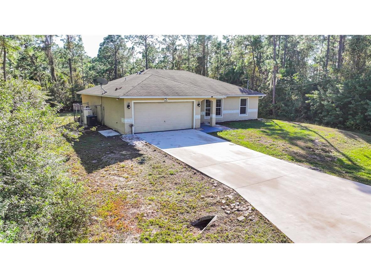 3209 48th Street W Lehigh Acres FL 33971 2025023811 image2