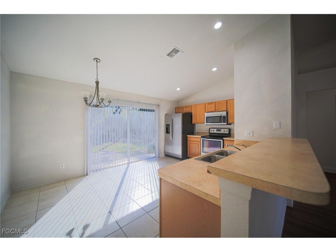 3209 48th Street W Lehigh Acres FL 33971 2025023811 image9