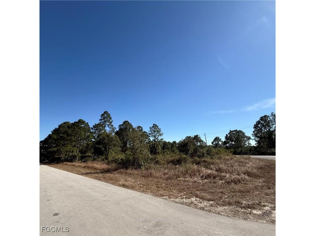 3209 Floyd Avenue S Lehigh Acres FL 33976 2026005249 image1