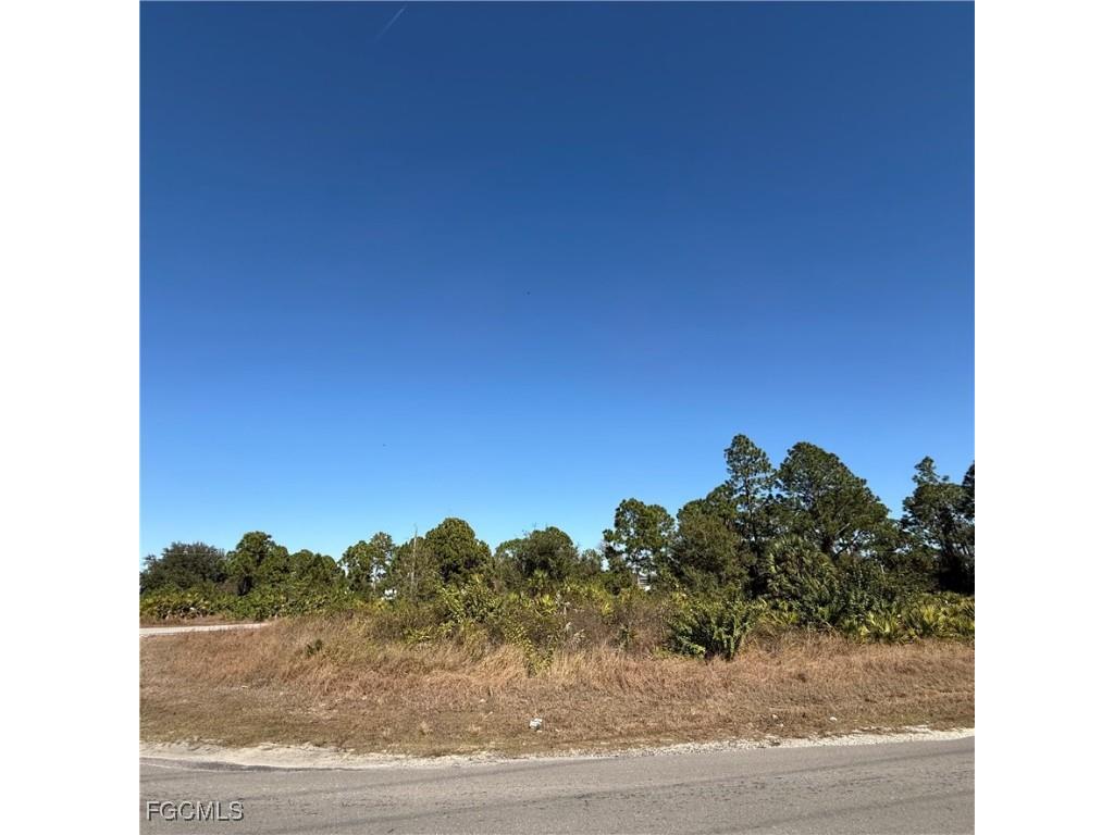 3209 Floyd Avenue S Lehigh Acres FL 33976 2026005249 image3