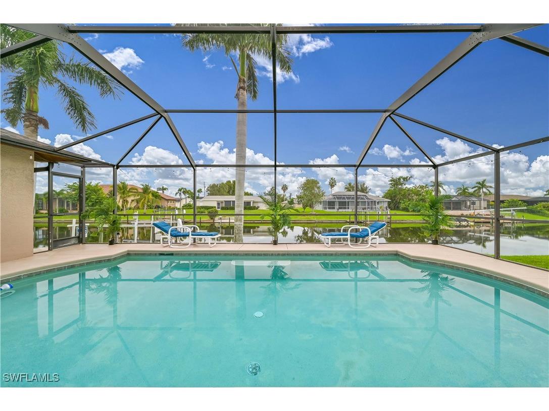3209 SE 1st Court Cape Coral FL 33904 225054777 image1