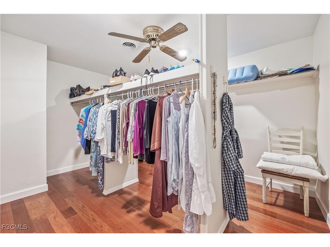 3209 W Riverside Drive Fort Myers FL 33901 2025007147 image20