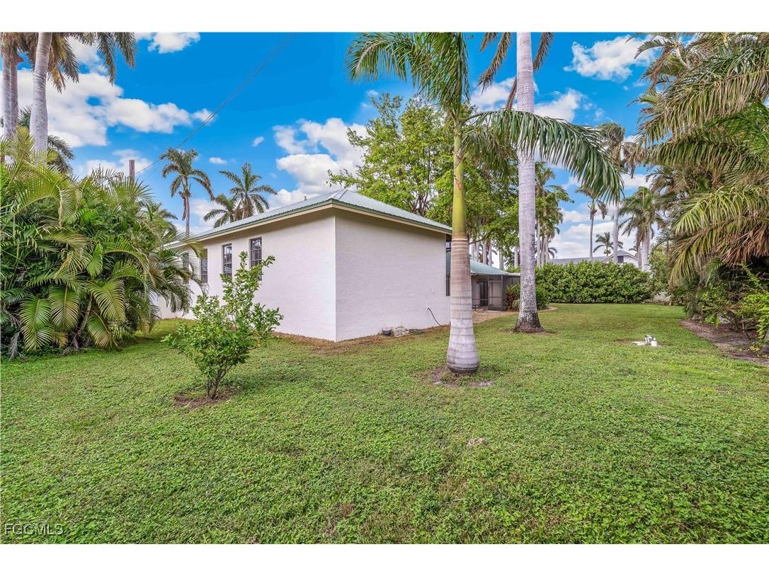 3209 W Riverside Drive Fort Myers FL 33901 2025007147 image30