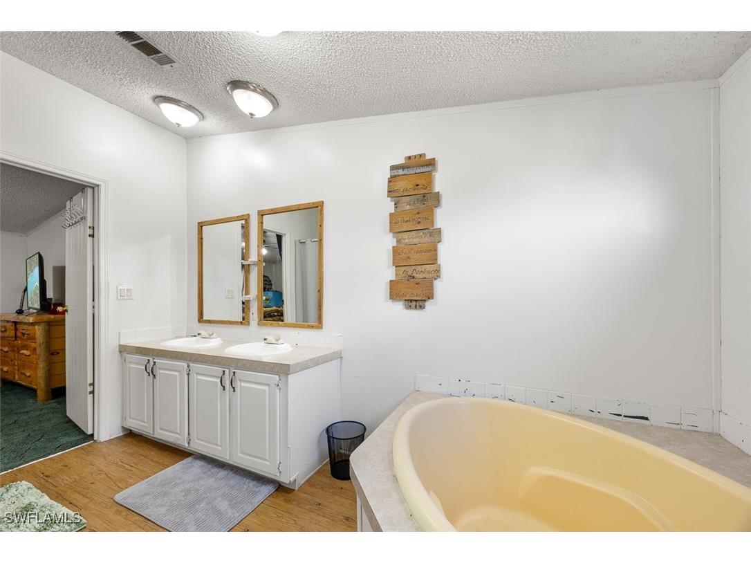 321 Brandy Lane Naples FL 34114 225017132 image18