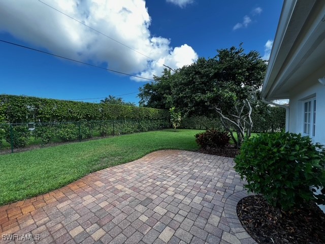 321 Burning Tree Drive Naples FL 34105 226001521 image16