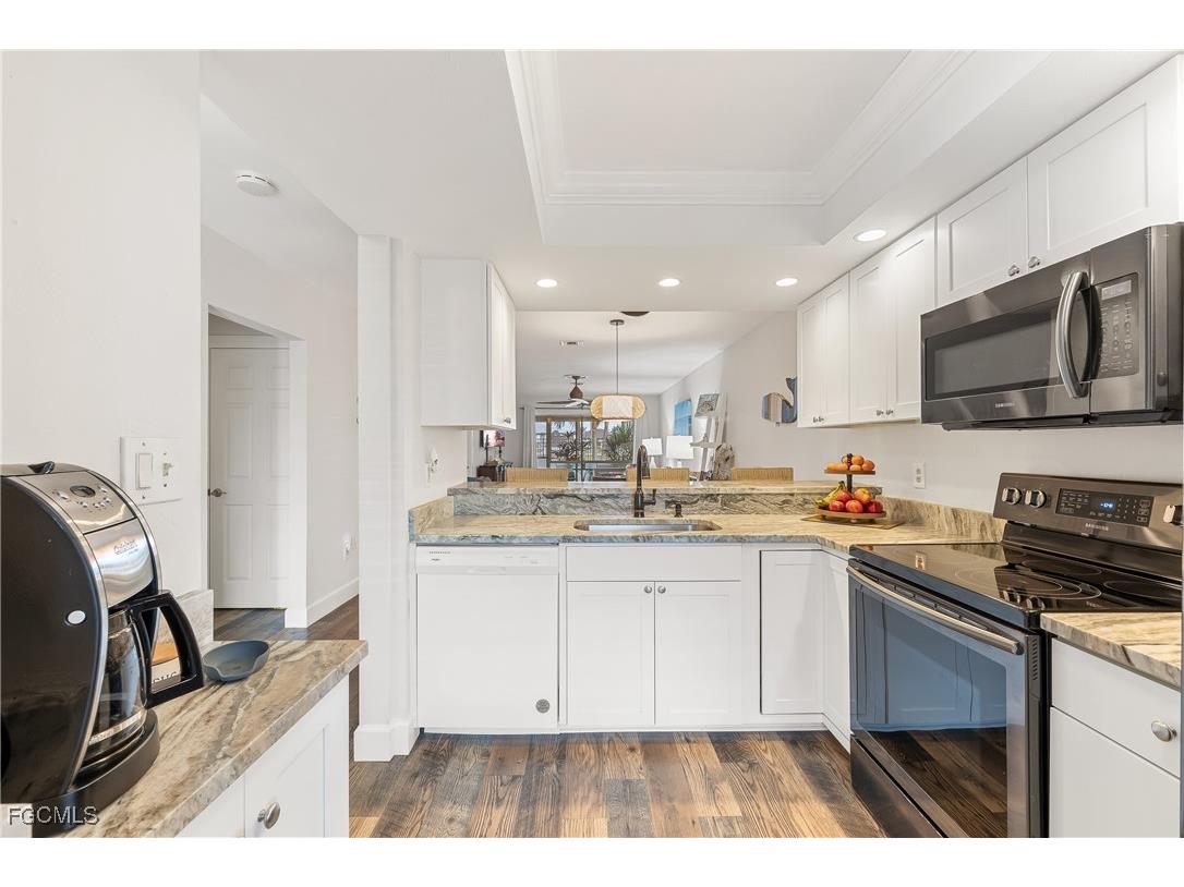 321 Cape Coral Parkway W #102 Cape Coral FL 33914 2026003236 image5