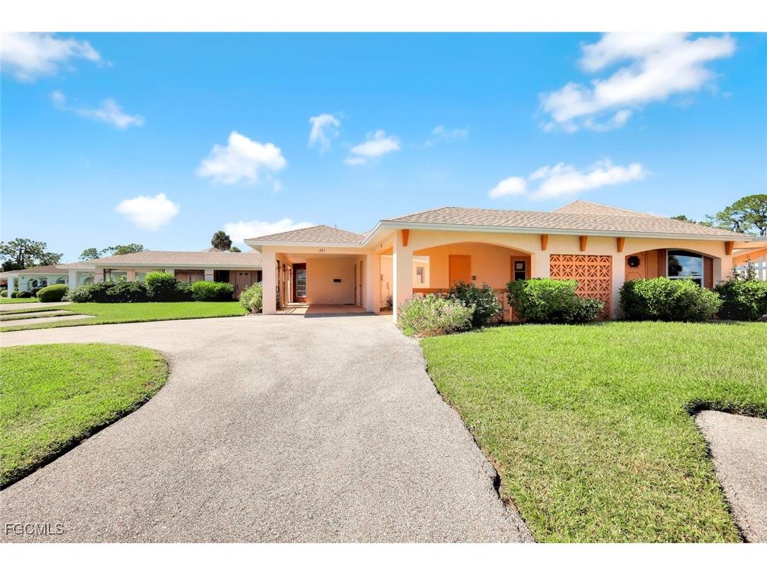321 Dania Street Lehigh Acres FL 33936 2025015600 image1