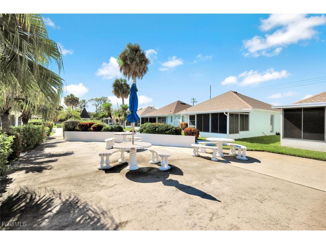 321 Dania Street Lehigh Acres FL 33936 2025015600 image21