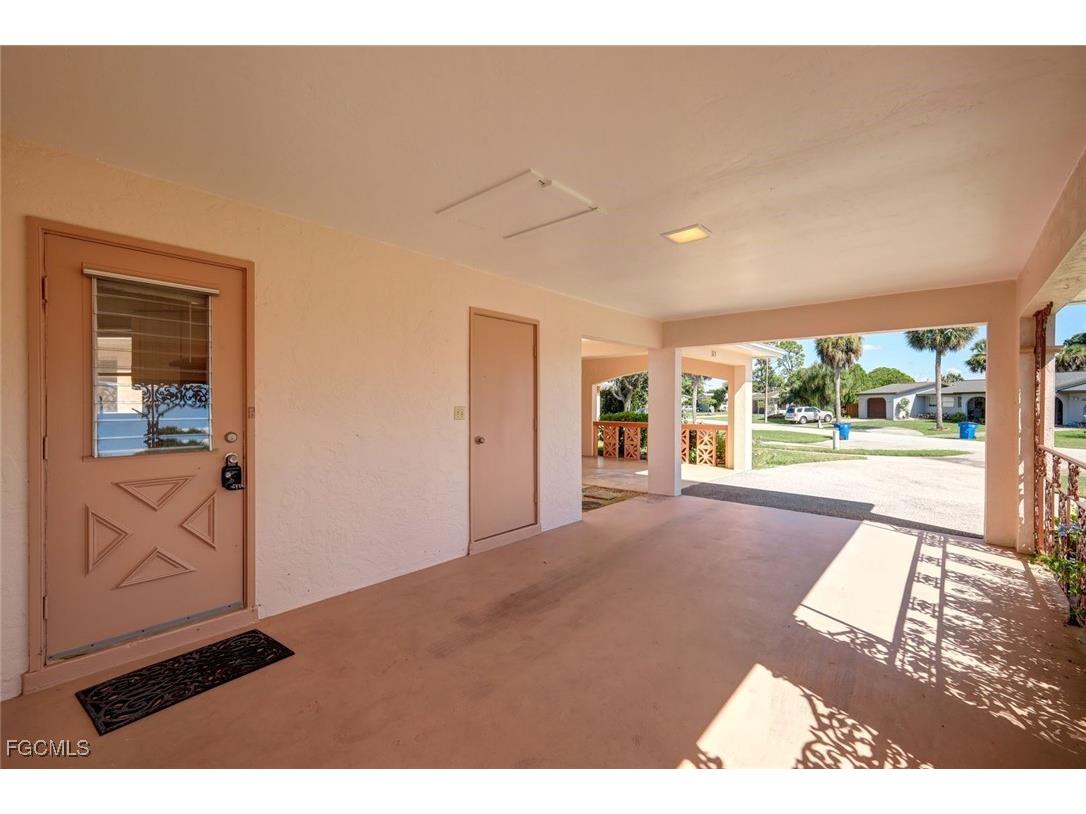 321 Dania Street Lehigh Acres FL 33936 2025015600 image6