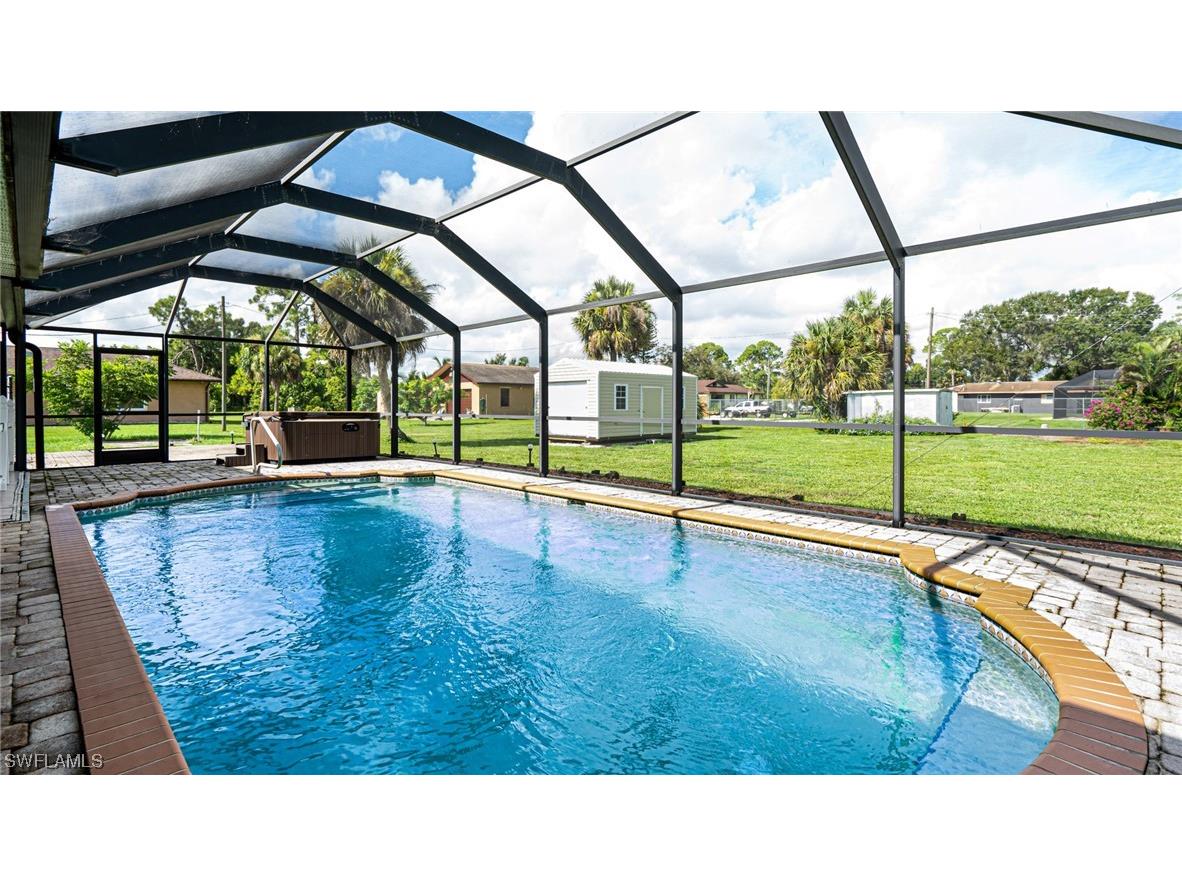 321 Highland Avenue Lehigh Acres FL 33936 223092774 image1