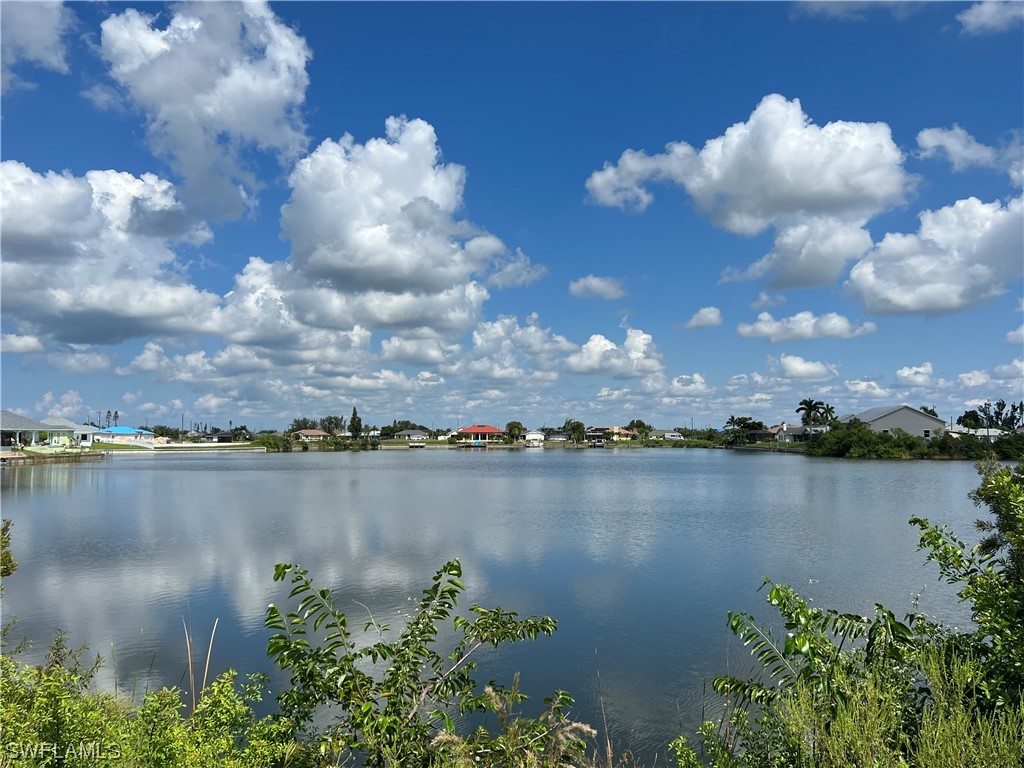 321 NE 17th Street Cape Coral FL 33909 223067557 image1