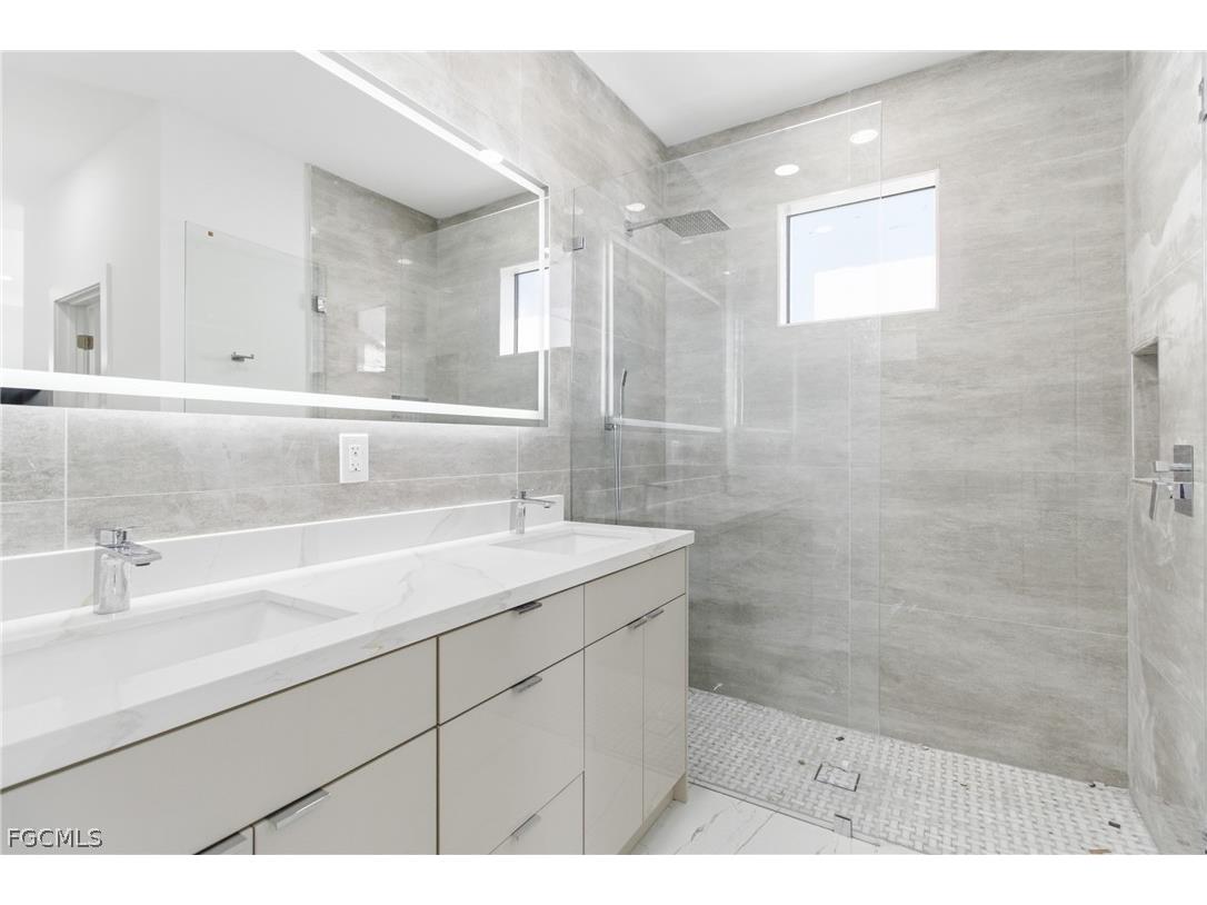 321 Peerless Street Lehigh Acres FL 33974 2026013264 image14