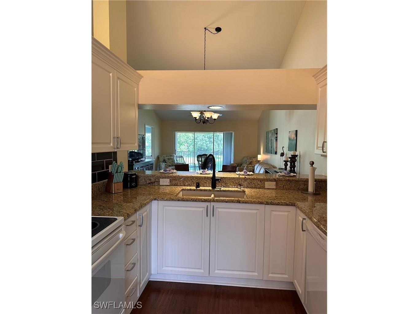 321 Robin Hood Circle #201 Naples FL 34104 225075686 image6