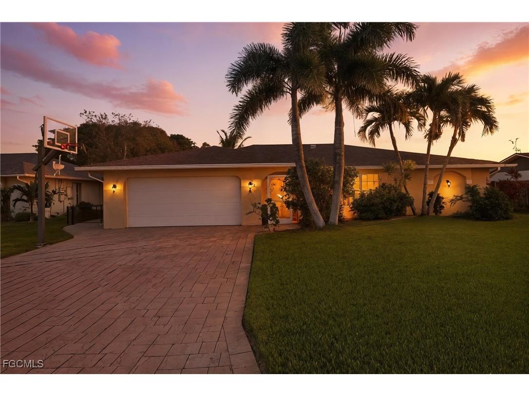 321 SE 30th Street Cape Coral FL 33904 2025018605 image1