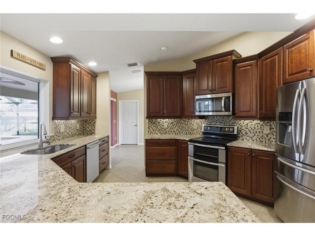 321 SE 30th Street Cape Coral FL 33904 2025018605 image10