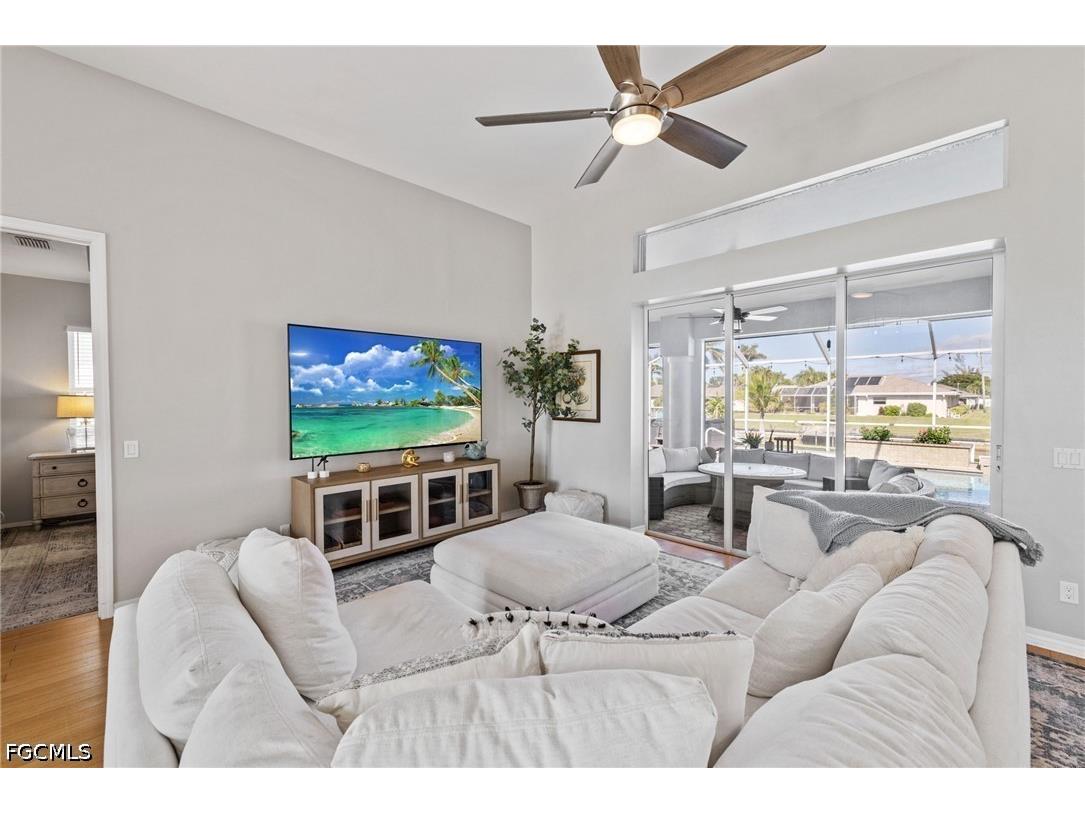 321 SE 31st Street Cape Coral FL 33904 2026016725 image7