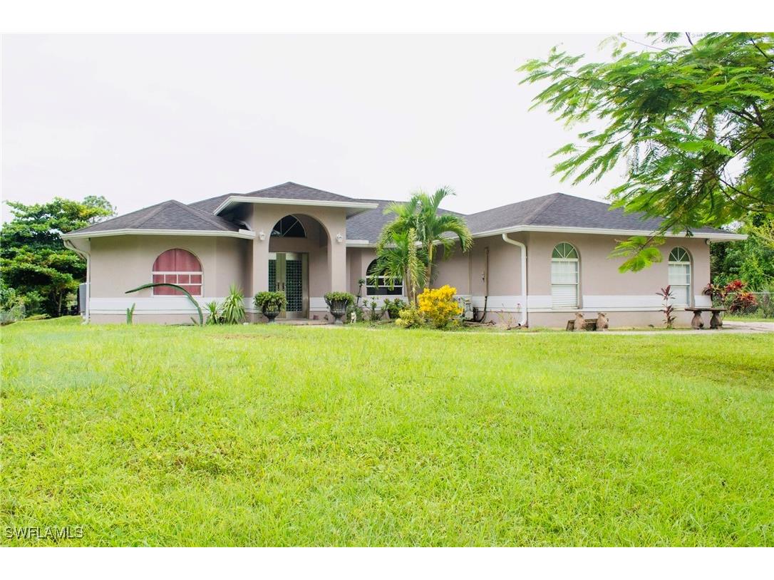 3210 22nd Avenue NE Naples FL 34120 225069603 image1