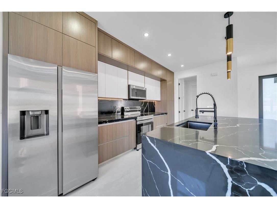 3210 29th Street W Lehigh Acres FL 33971 2025017309 image12