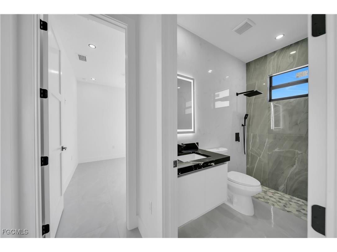 3210 29th Street W Lehigh Acres FL 33971 2025017309 image22