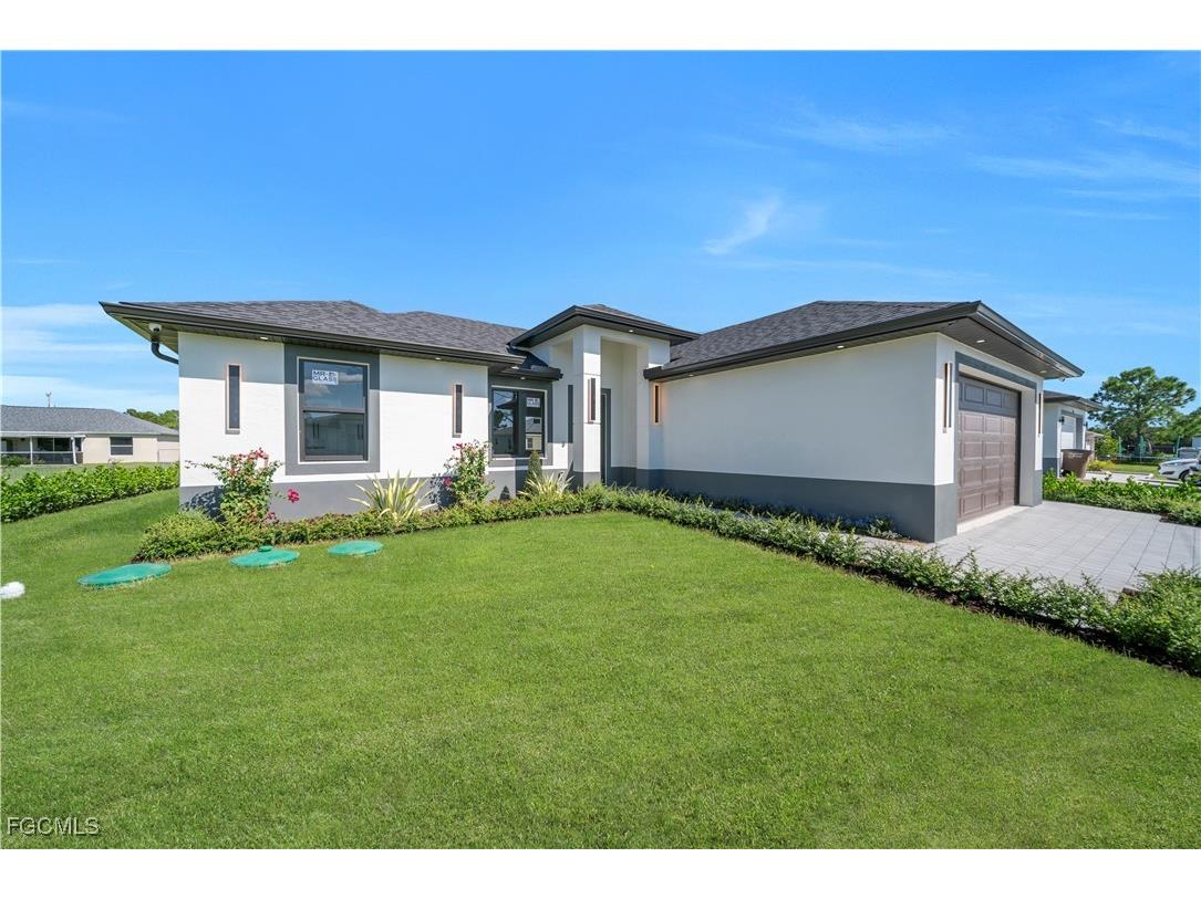 3210 29th Street W Lehigh Acres FL 33971 2025017309 image5