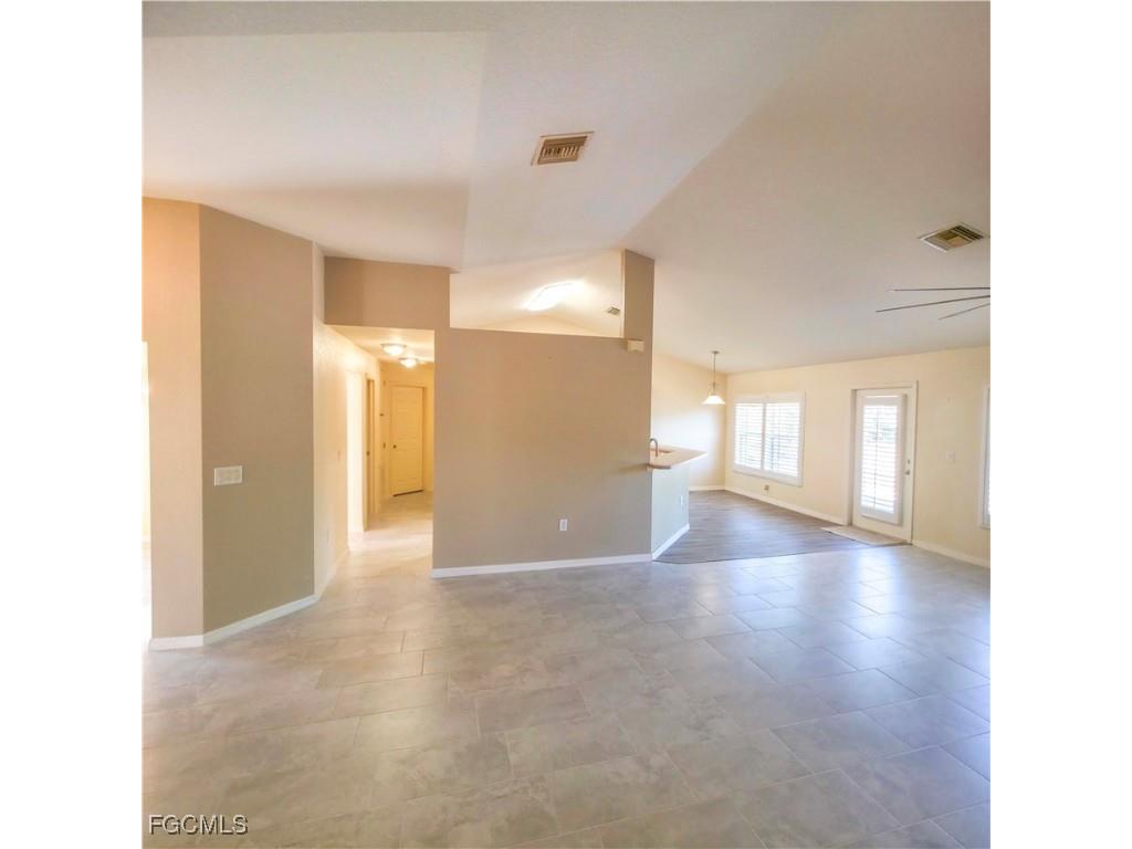 3210 31st Street W Lehigh Acres FL 33971 2026004538 image3