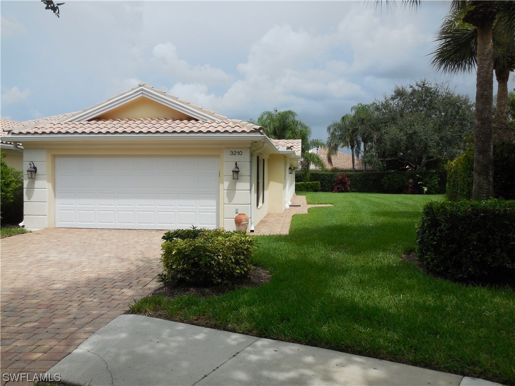 3210 Barbados Lane Naples FL 34119 223056213 image1