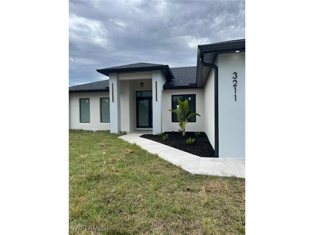 3211 15th Street W Lehigh Acres FL 33971 225021071 image1