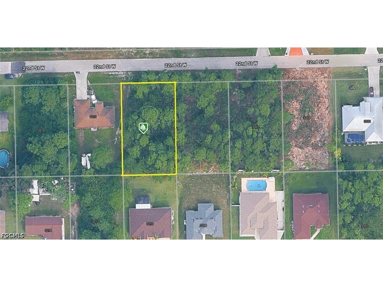 3211 22nd Street W Lehigh Acres FL 33971 2026023452 image1