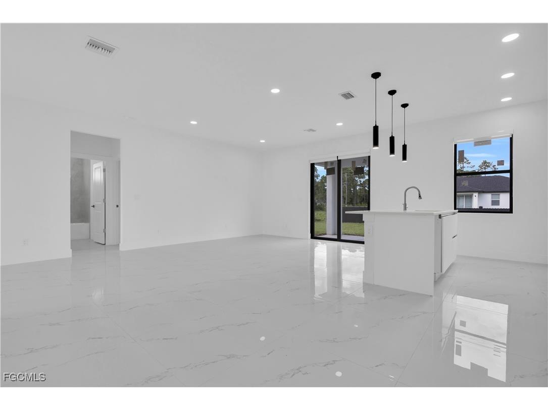 3211 32nd Street W Lehigh Acres FL 33971 2025022361 image9