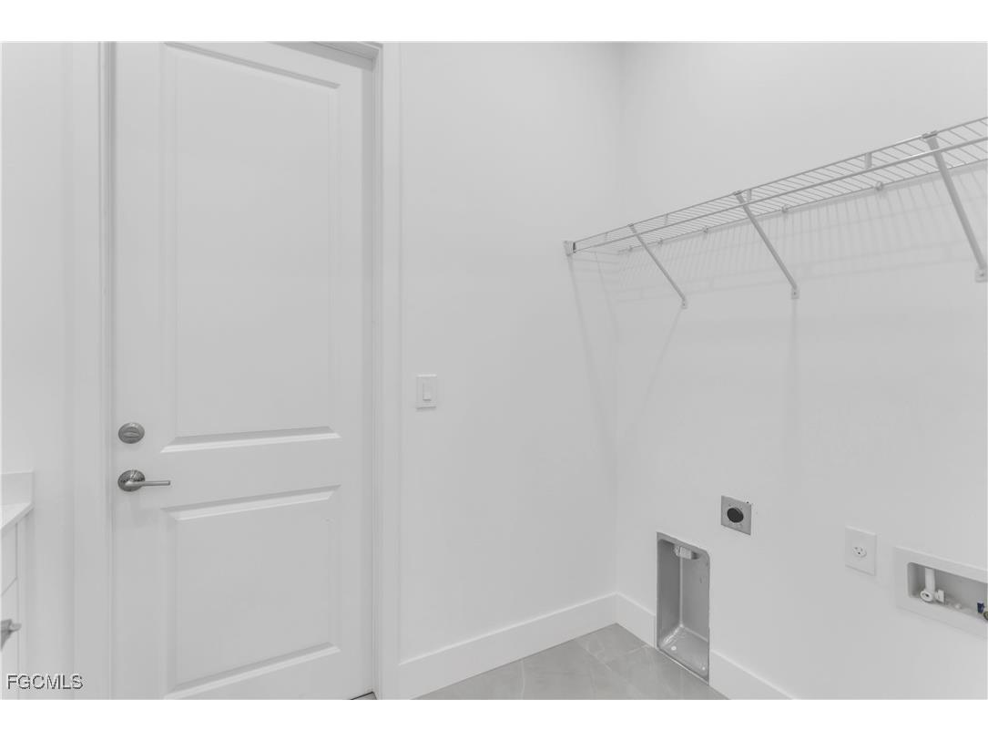 3211 41st Street W Lehigh Acres FL 33971 2025009405 image8