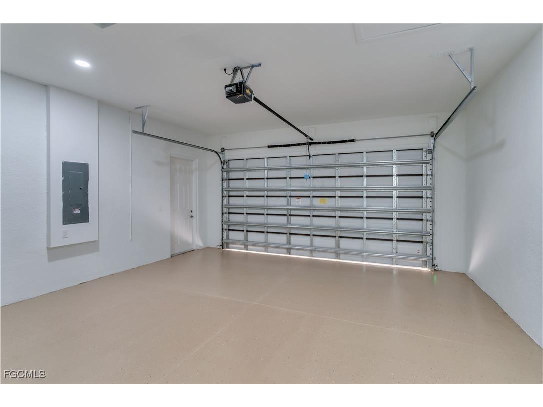 3211 41st Street W Lehigh Acres FL 33971 2025009405 image9