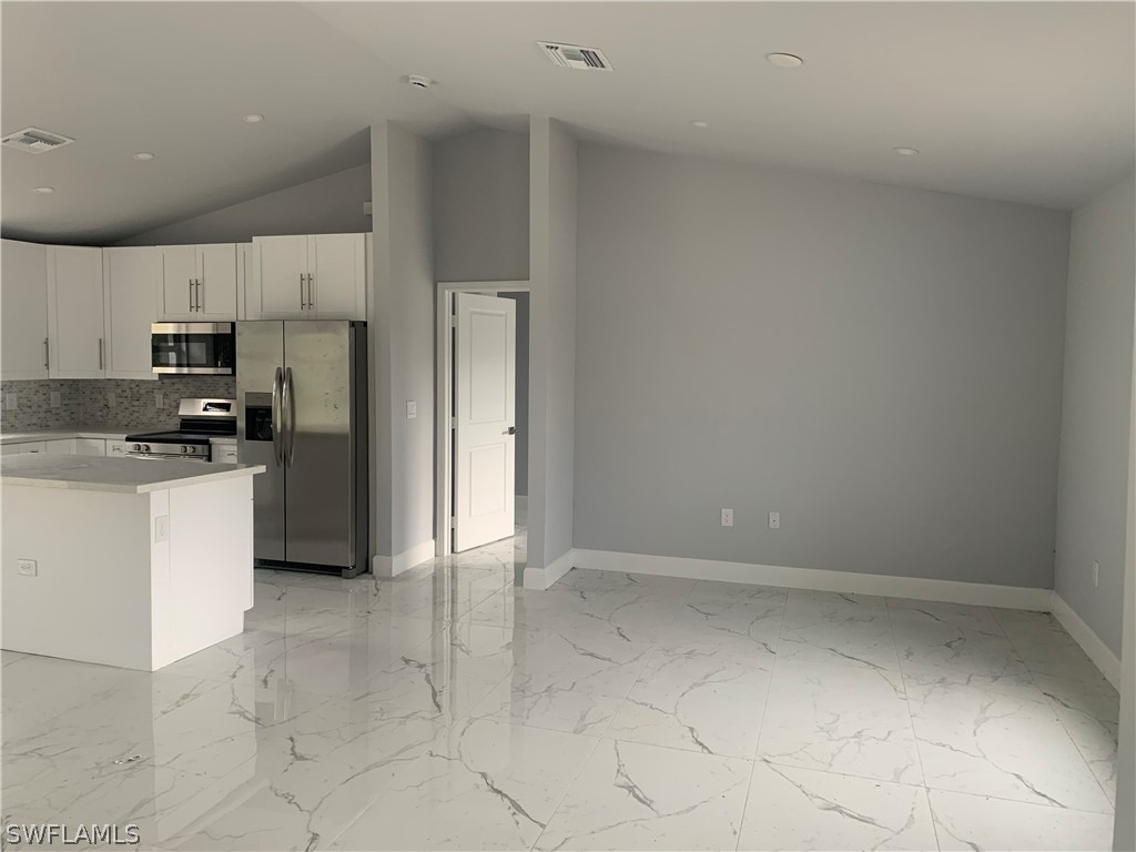 3211 43 Street SW Lehigh Acres FL 33976 226011129 image1