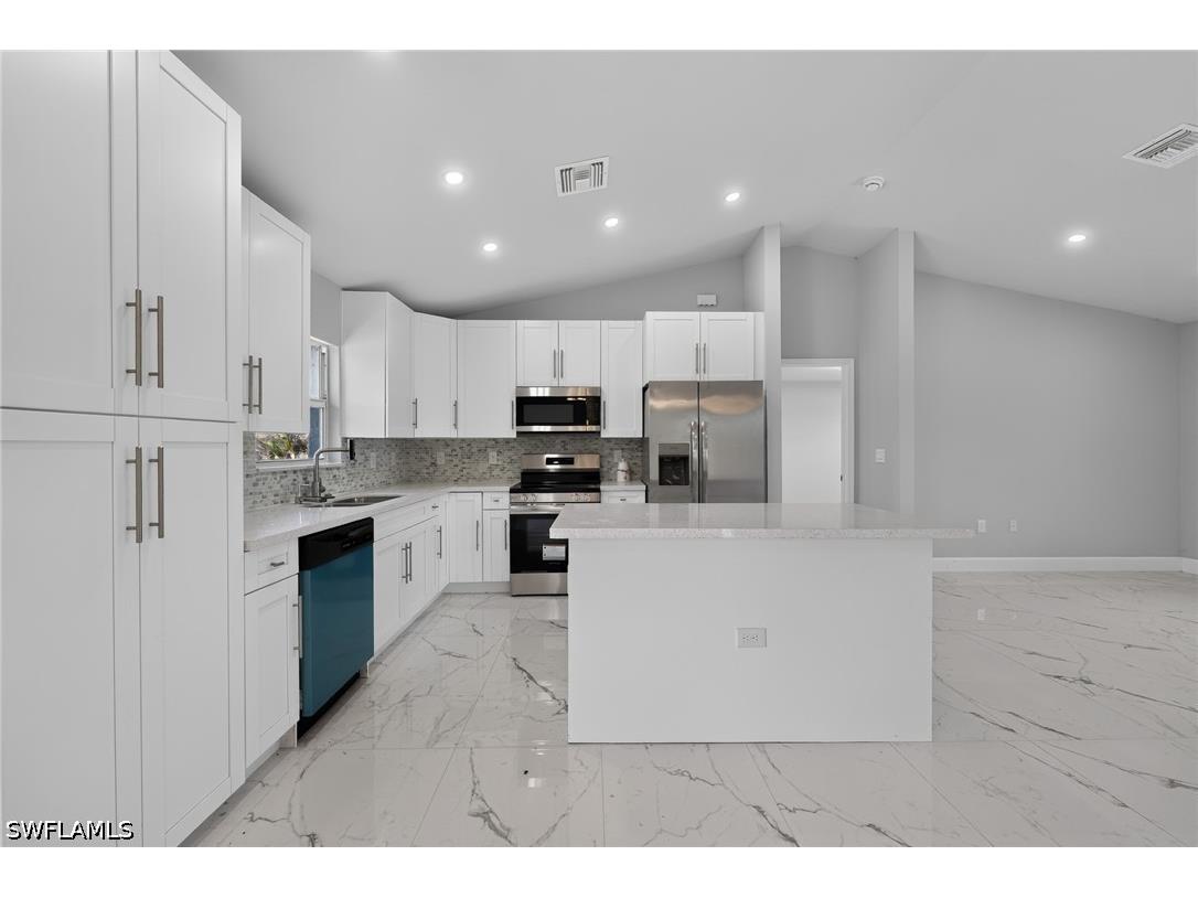 3211 43rd Street SW Lehigh Acres FL 33976 226023636 image11
