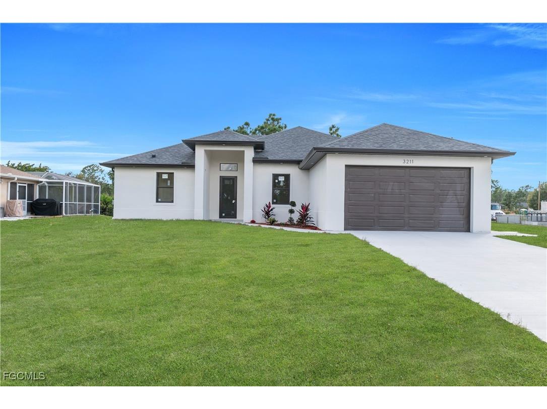 3211 58th Street W Lehigh Acres FL 33971 2025024714 image2